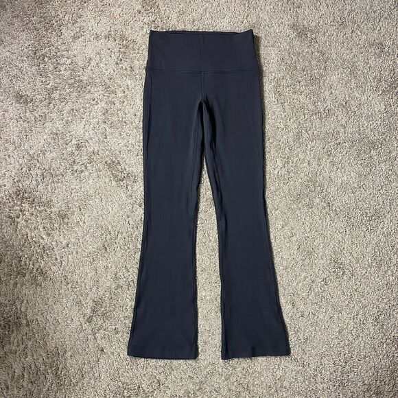 Lululemon Size 6 Align High Rise Mini Flared Pant 28" Black - Picture 1 of 6